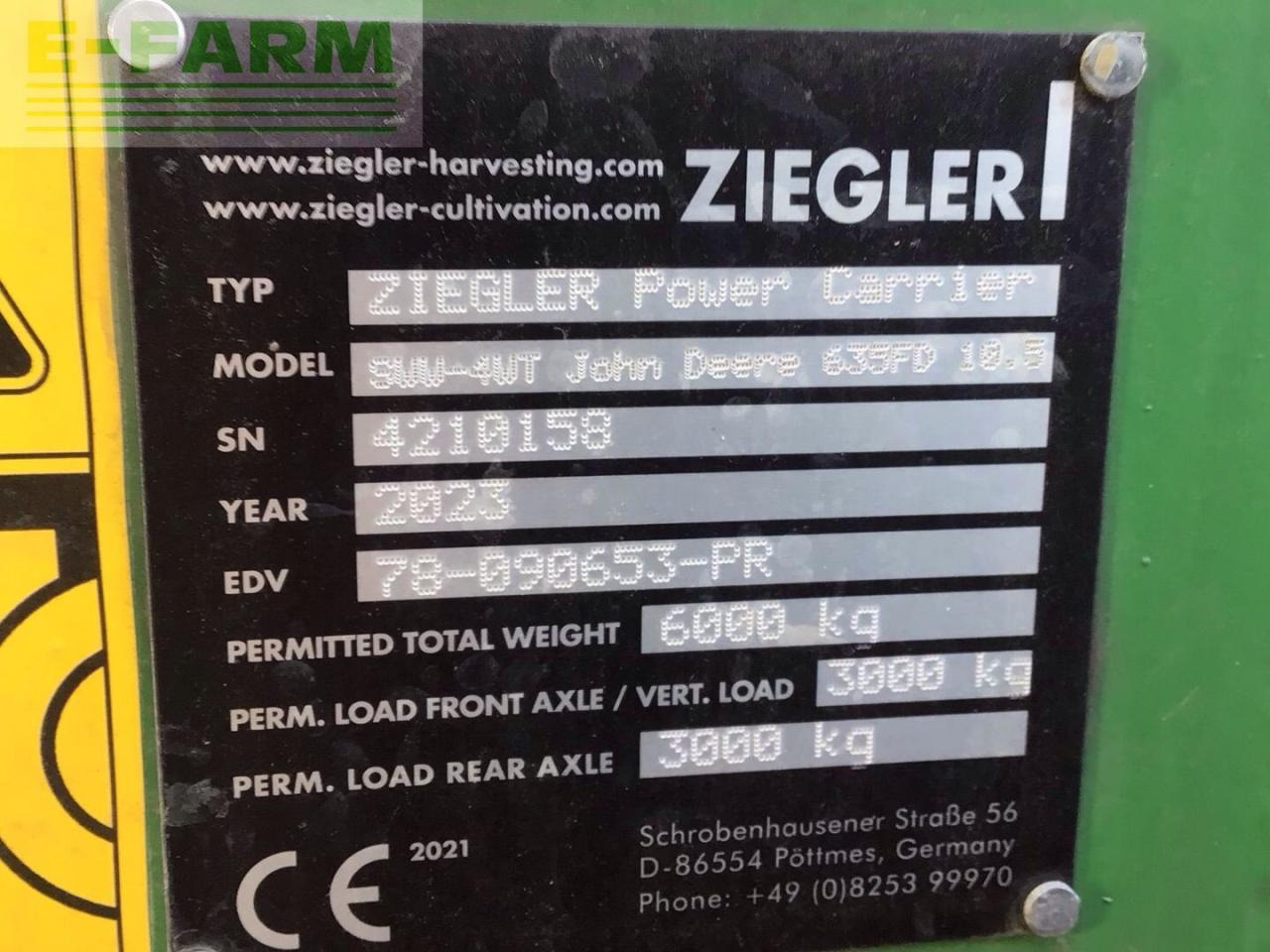 Kombájn John Deere S 780: 19 kép. Kombájn John Deere S 780: 19 kép.