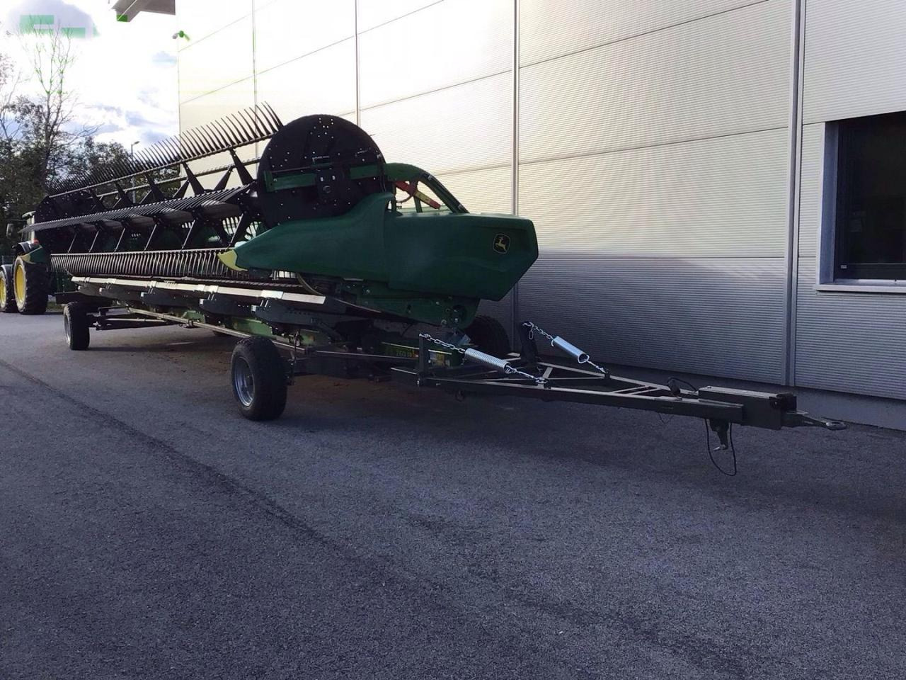 Kombájn John Deere S 780: 17 kép. Kombájn John Deere S 780: 17 kép.