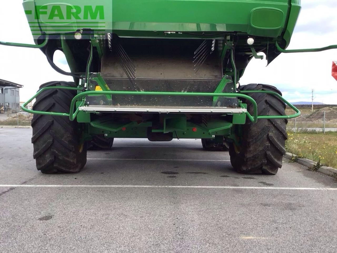 Kombájn John Deere S 780: 9 kép. Kombájn John Deere S 780: 9 kép.