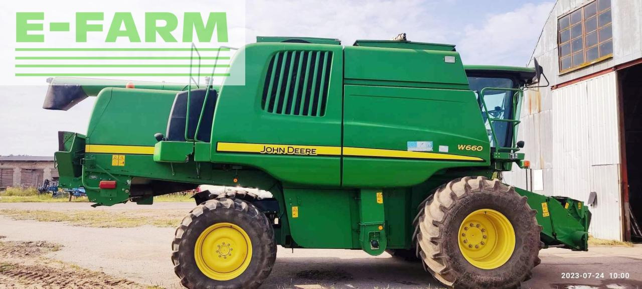 John Deere W660 - Kombájn: 2 kép. John Deere W660 - Kombájn: 2 kép.