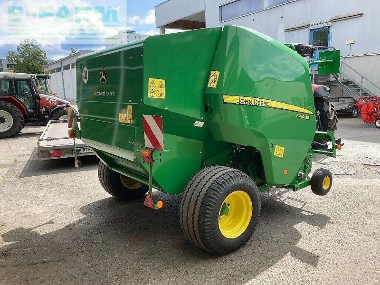 John Deere f 441 m - Kocka bálázó: 4 kép. John Deere f 441 m - Kocka bálázó: 4 kép.