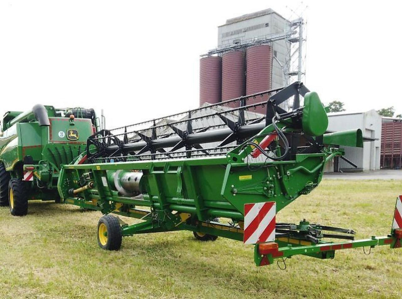 John Deere mähdrescher t 550 i - Kombájn: 4 kép. John Deere mähdrescher t 550 i - Kombájn: 4 kép.