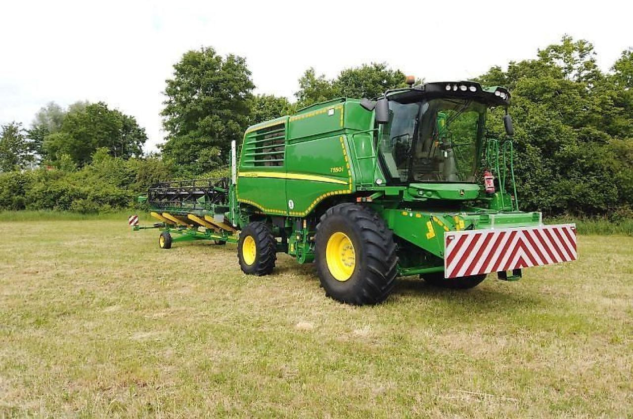 John Deere mähdrescher t 550 i - Kombájn: 3 kép. John Deere mähdrescher t 550 i - Kombájn: 3 kép.