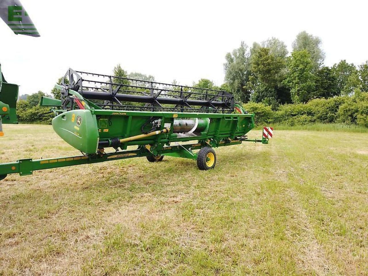 John Deere mähdrescher t 550 i - Kombájn: 5 kép. John Deere mähdrescher t 550 i - Kombájn: 5 kép.