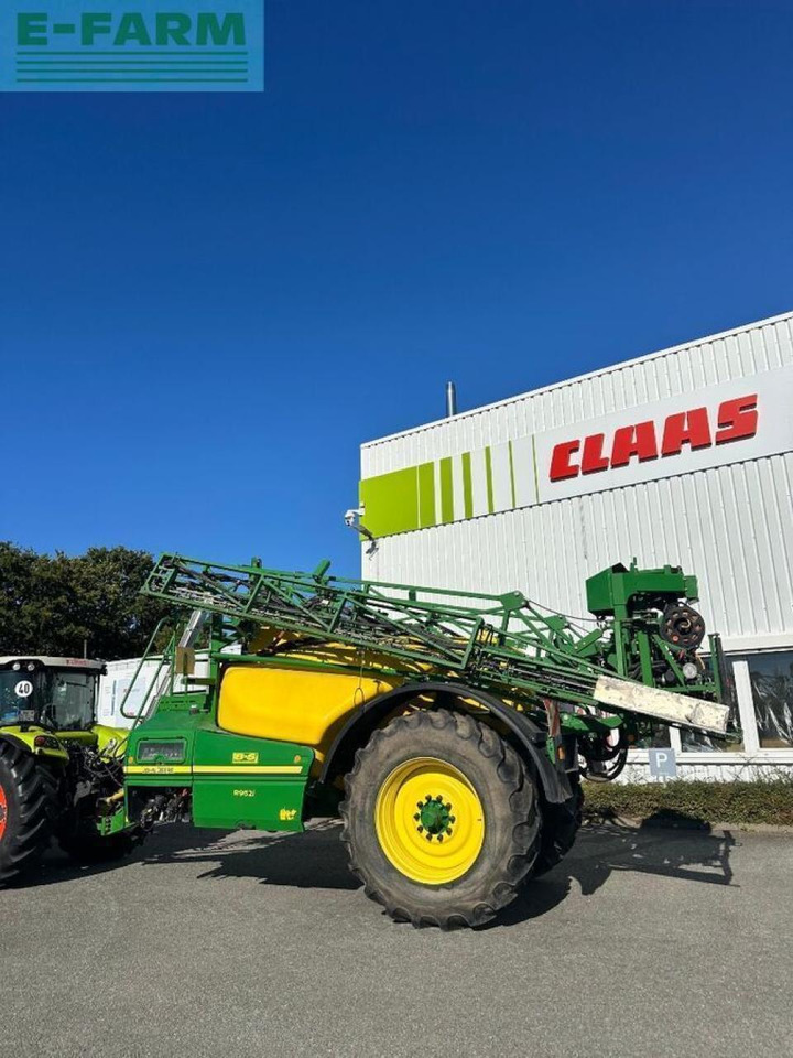 John Deere r952 i - Vontatott permetezők: 5 kép. John Deere r952 i - Vontatott permetezők: 5 kép.