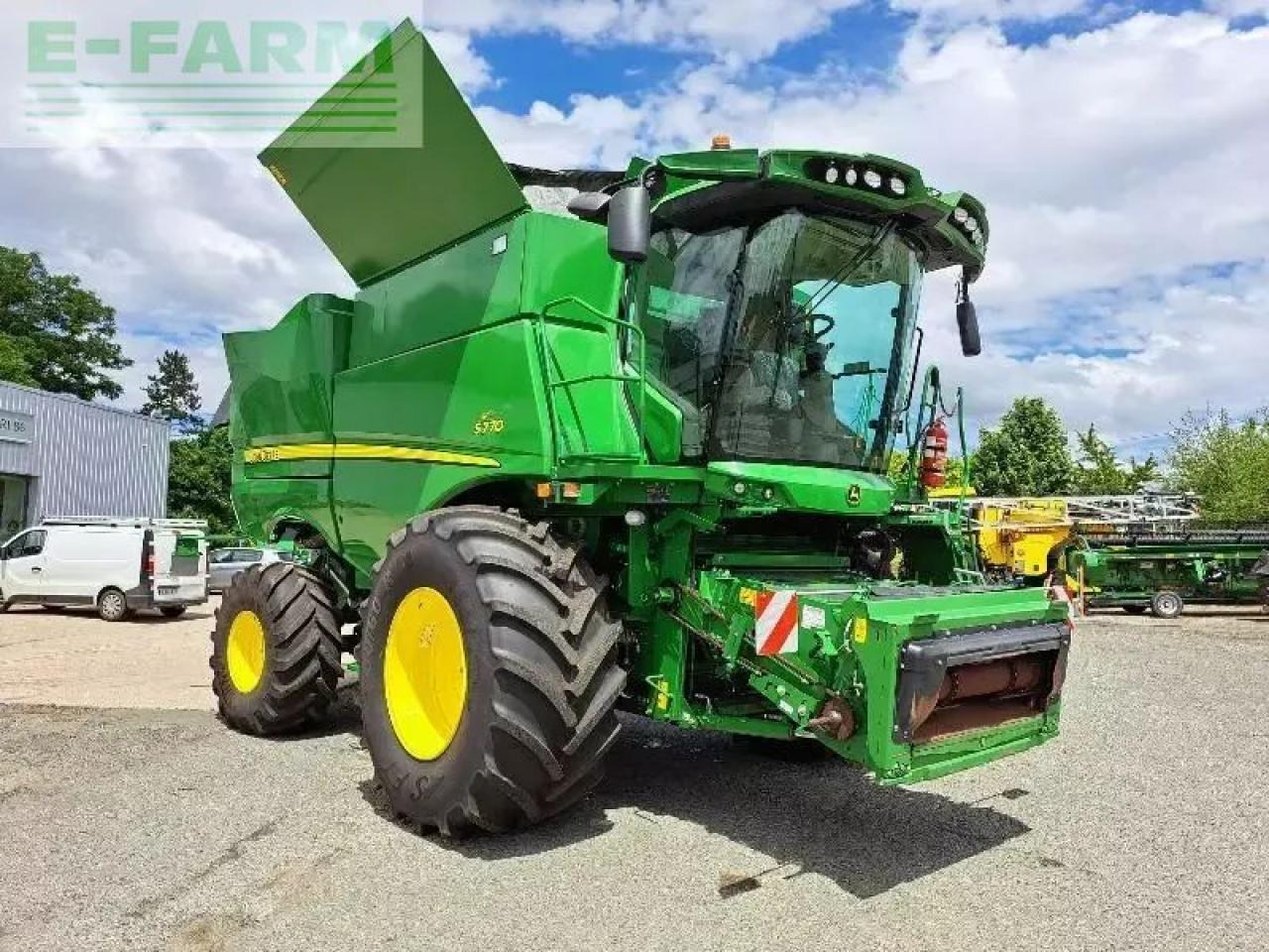 John Deere s770 - Kombájn: 1 kép. John Deere s770 - Kombájn: 1 kép.