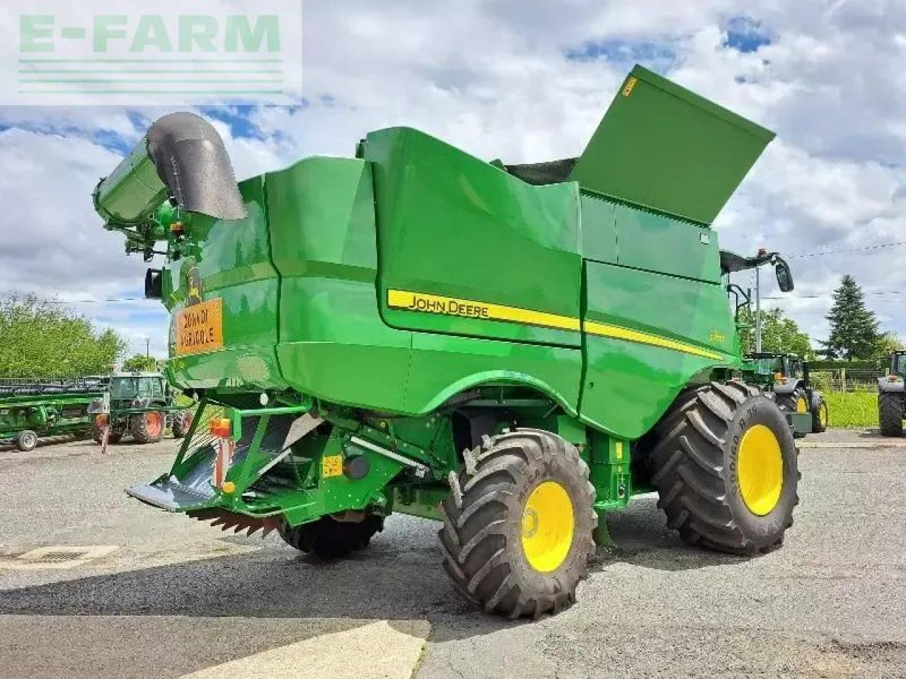 John Deere s770 - Kombájn: 3 kép. John Deere s770 - Kombájn: 3 kép.