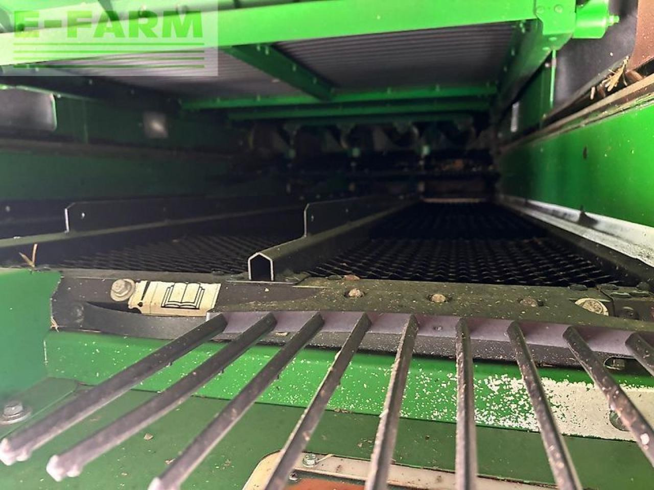 John Deere s785 - Kombájn: 2 kép. John Deere s785 - Kombájn: 2 kép.