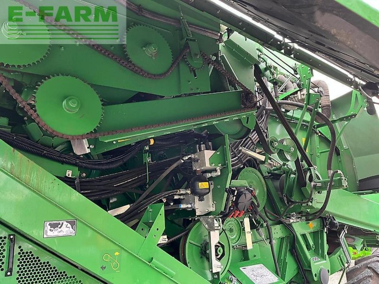 John Deere t550 hm (my19) - Kombájn: 5 kép. John Deere t550 hm (my19) - Kombájn: 5 kép.