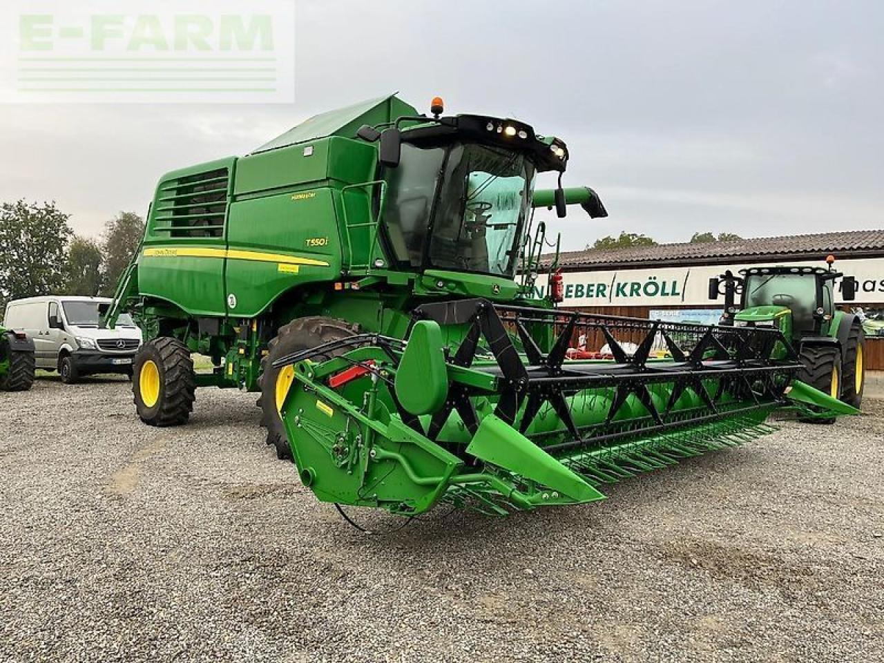 John Deere t550 hm (my19) - Kombájn: 2 kép. John Deere t550 hm (my19) - Kombájn: 2 kép.