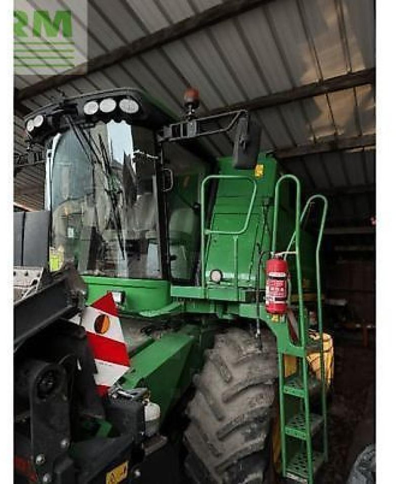 John Deere t560 - Kombájn: 1 kép. John Deere t560 - Kombájn: 1 kép.