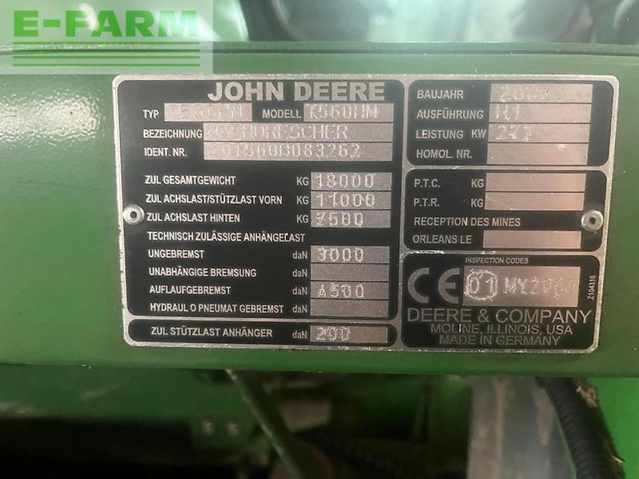John Deere t560 hm - Kombájn: 2 kép. John Deere t560 hm - Kombájn: 2 kép.