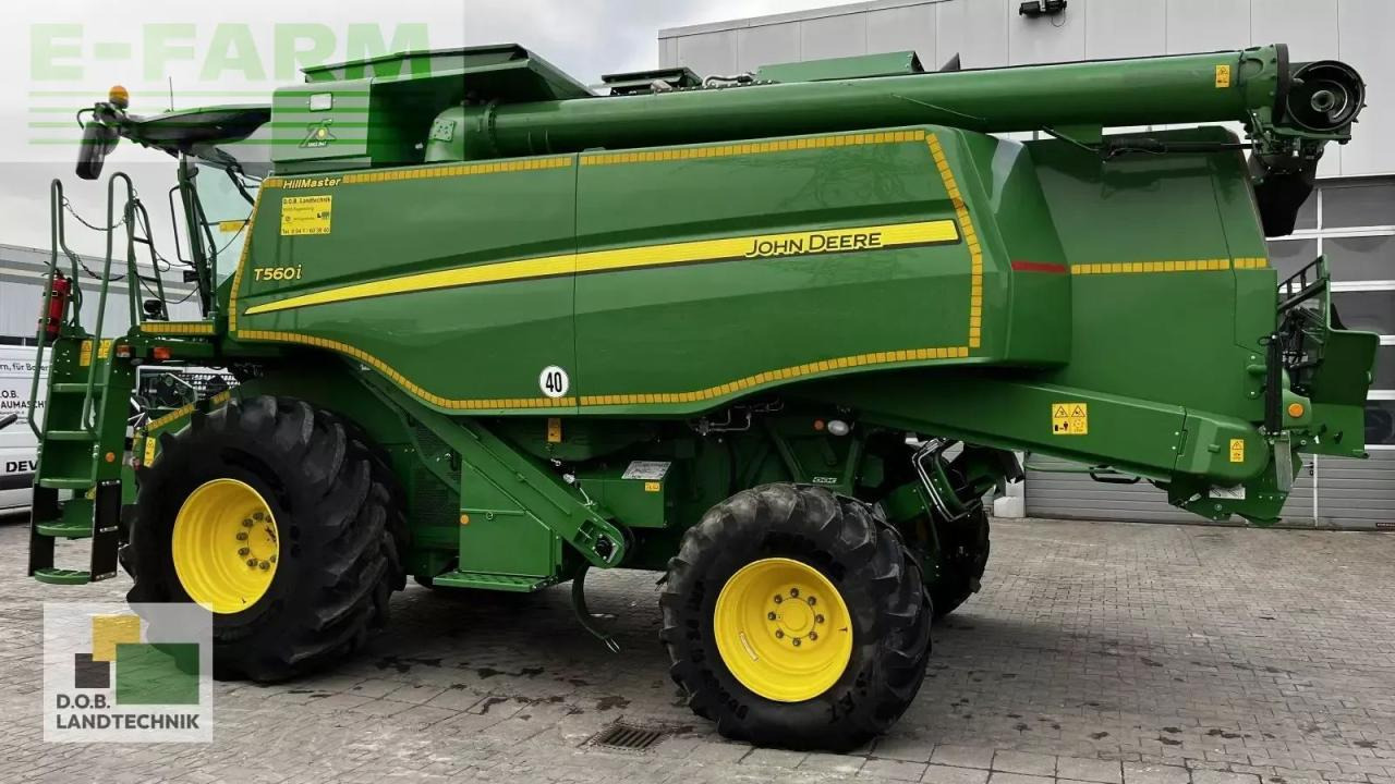 John Deere t560 i hm - Kombájn: 2 kép. John Deere t560 i hm - Kombájn: 2 kép.