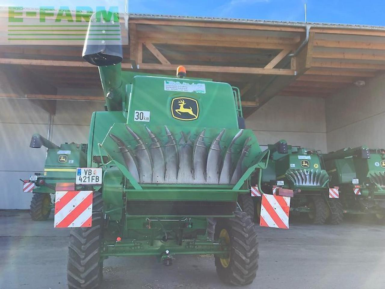 John Deere t560hm - Kombájn: 5 kép. John Deere t560hm - Kombájn: 5 kép.