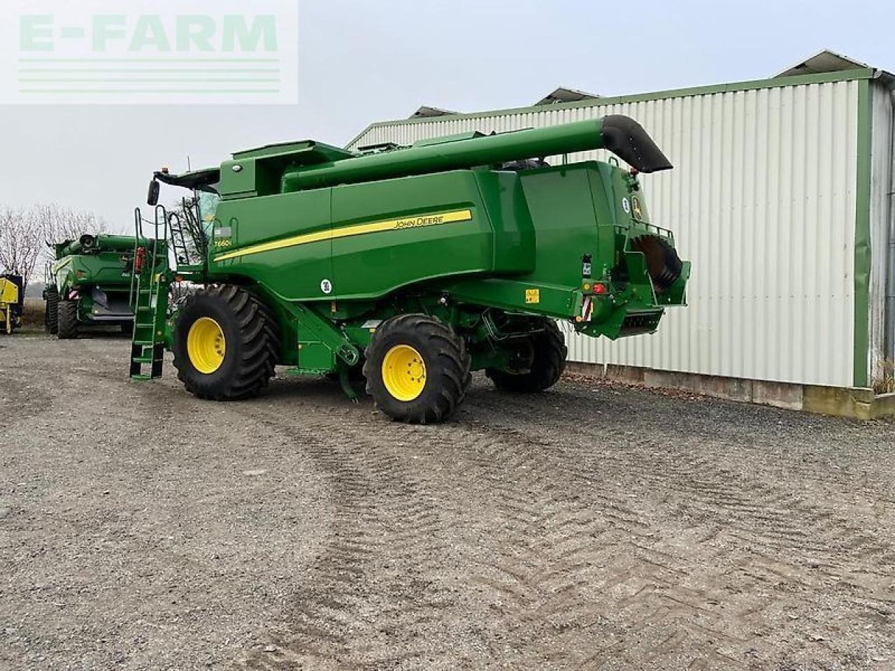 John Deere t660 my23 prod 30 - Kombájn: 3 kép. John Deere t660 my23 prod 30 - Kombájn: 3 kép.