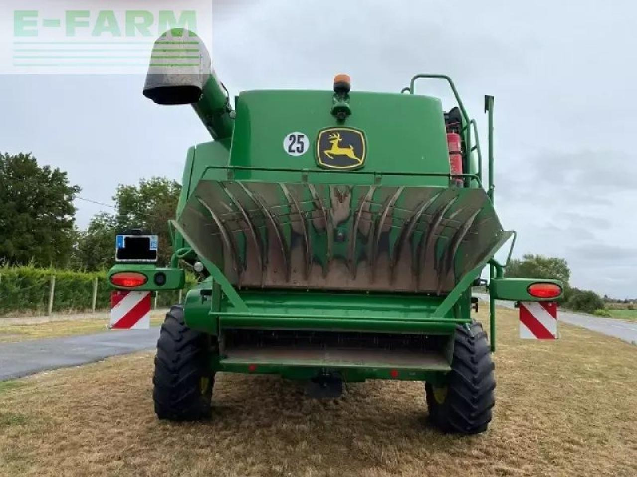 John Deere t670 - Kombájn: 4 kép. John Deere t670 - Kombájn: 4 kép.