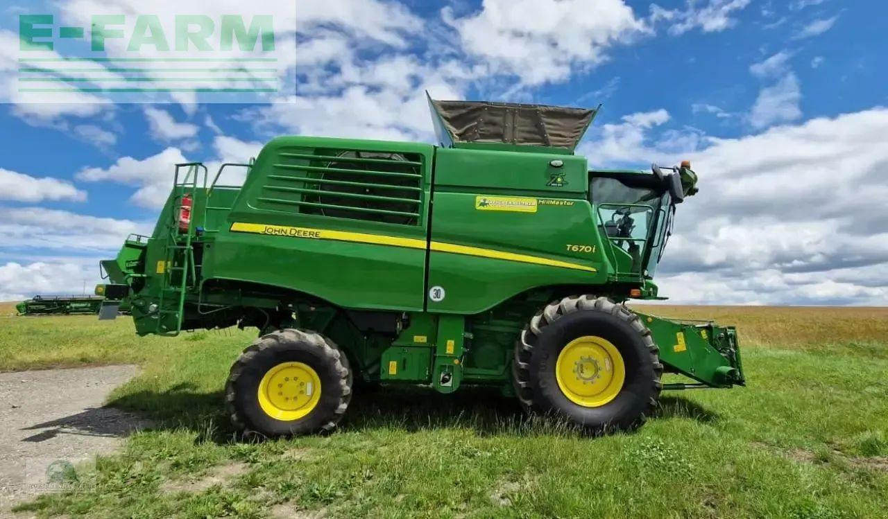 John Deere t670i hm prodrive - Kombájn: 1 kép. John Deere t670i hm prodrive - Kombájn: 1 kép.