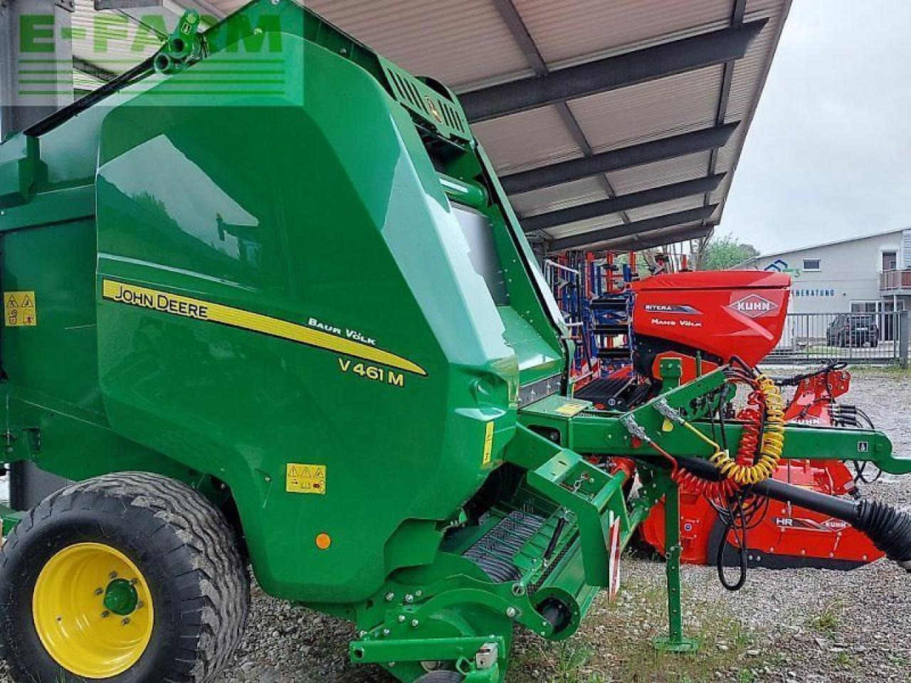 John Deere v461m - Kocka bálázó: 2 kép. John Deere v461m - Kocka bálázó: 2 kép.