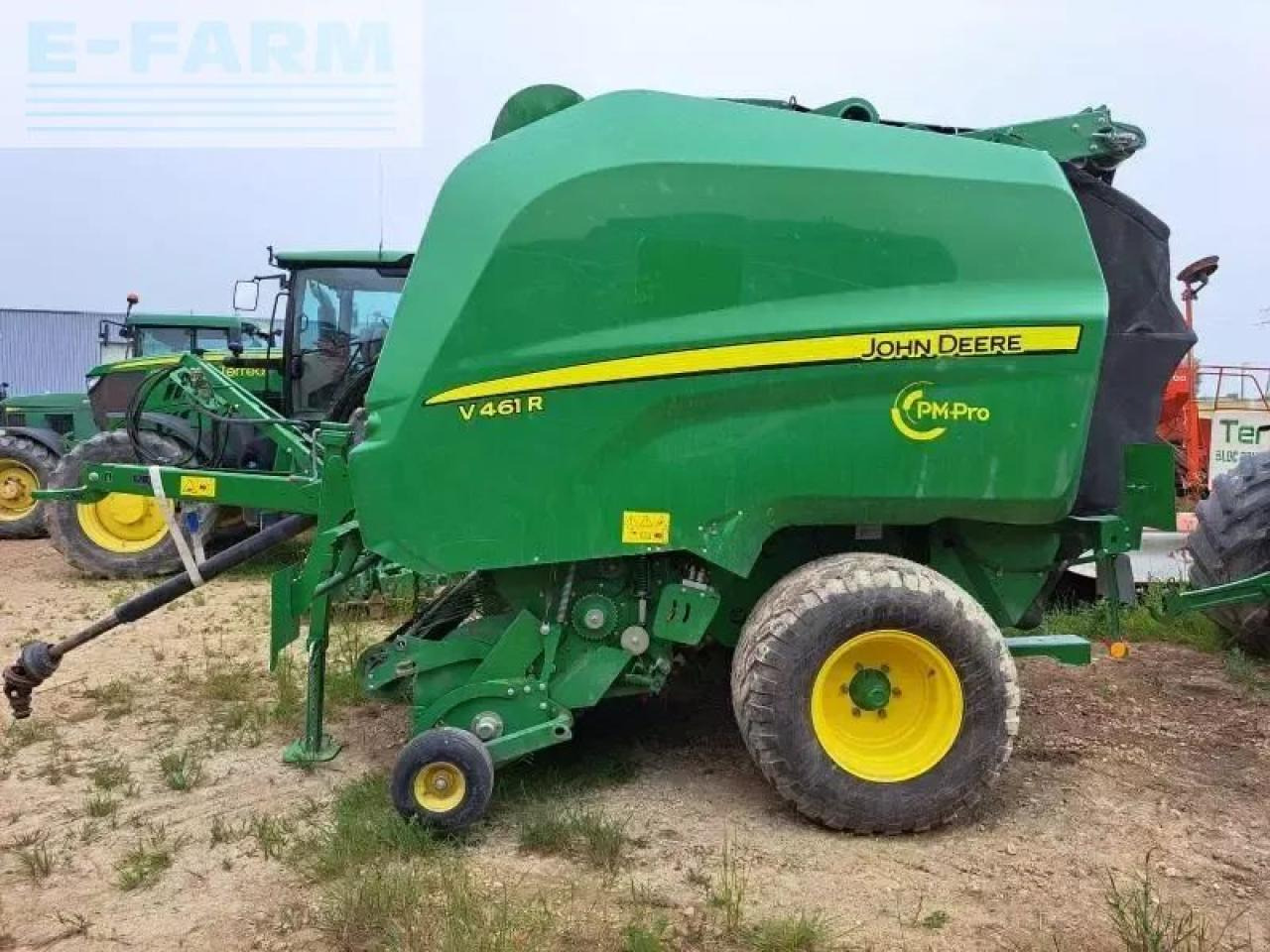 John Deere v461r - Kocka bálázó: 1 kép. John Deere v461r - Kocka bálázó: 1 kép.