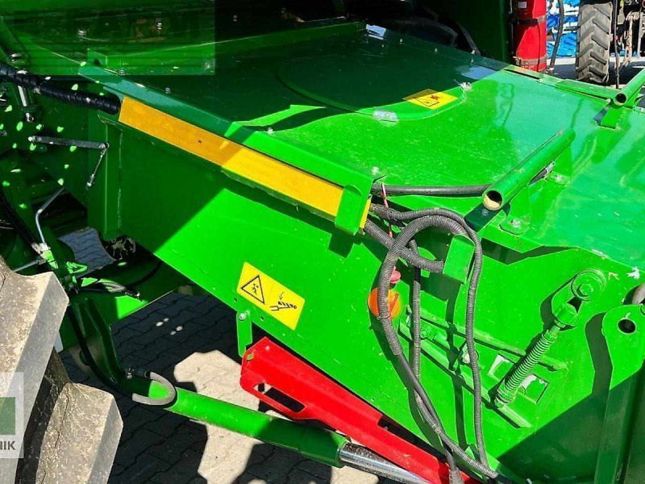 John Deere w330 - Kombájn: 5 kép. John Deere w330 - Kombájn: 5 kép.