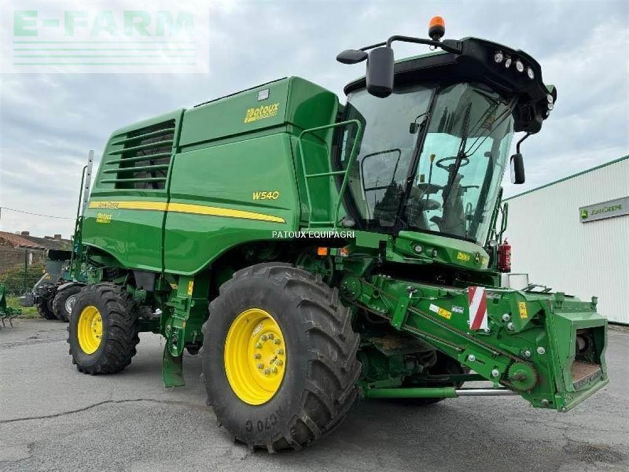 John Deere w540 - Kombájn: 3 kép. John Deere w540 - Kombájn: 3 kép.