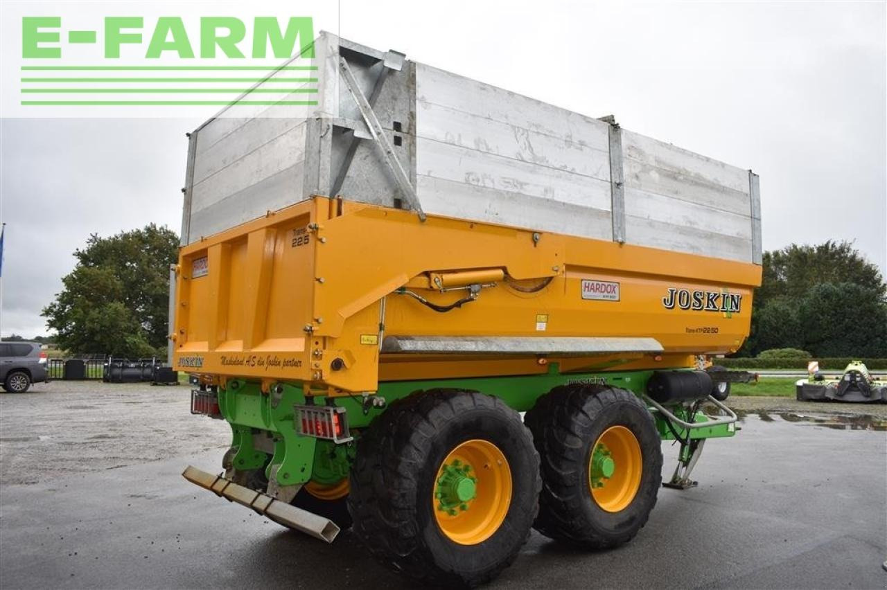 Joskin trans - ktp 22/50 - Mezőgazdasági billenőpótkocsi: 3 kép. Joskin trans - ktp 22/50 - Mezőgazdasági billenőpótkocsi: 3 kép.