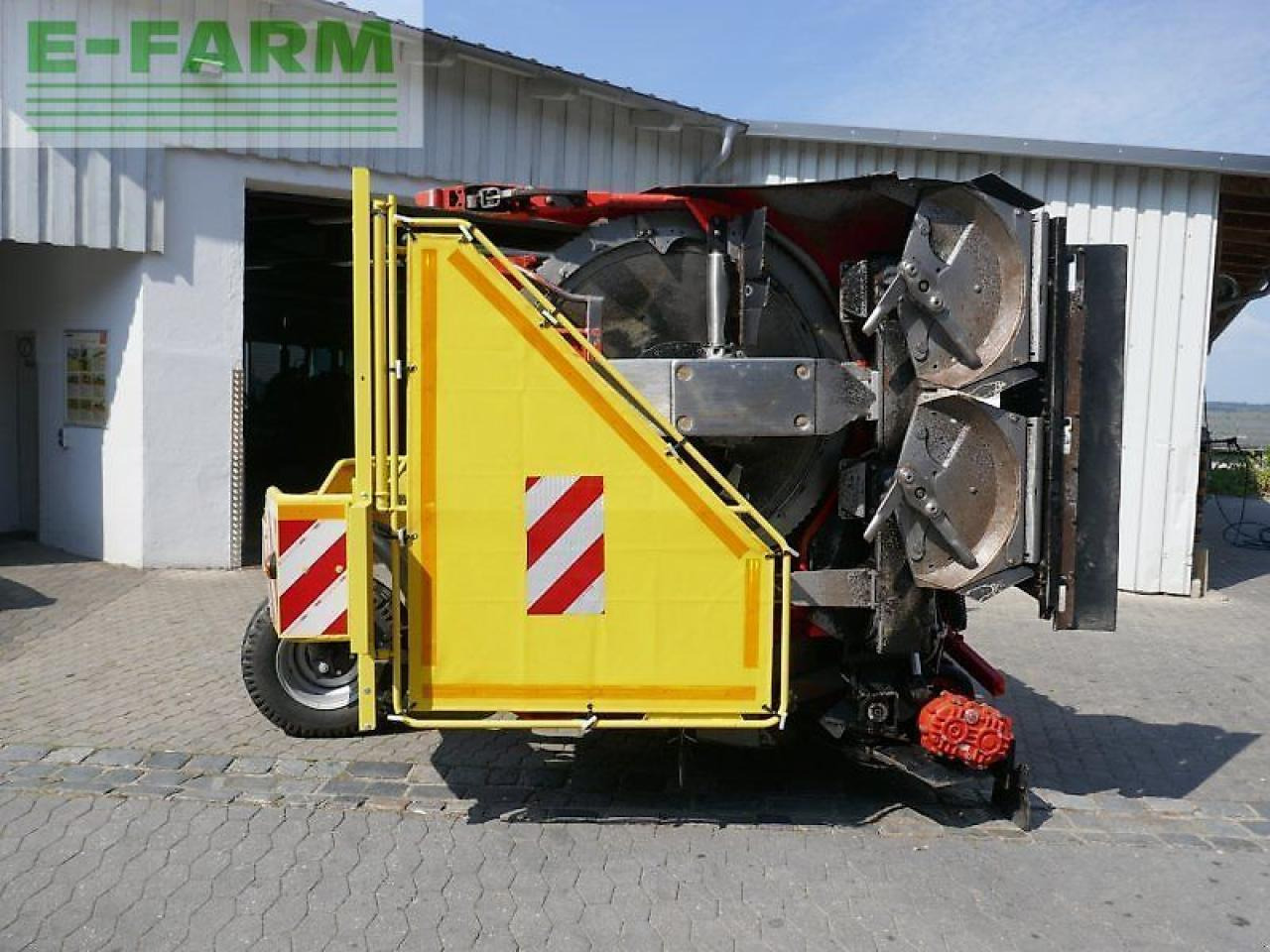 Kemper 460 s stalk-buster - Takarmánybetakarító gép: 5 kép. Kemper 460 s stalk-buster - Takarmánybetakarító gép: 5 kép.