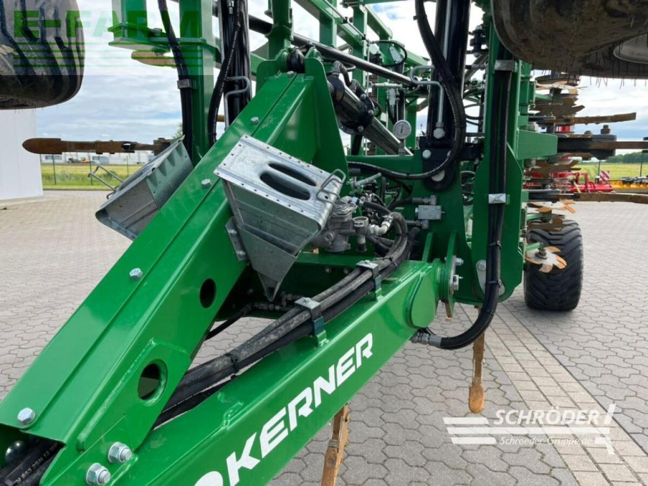Kerner x4 460 + 2 satz walzen - Kultivátor: 3 kép. Kerner x4 460 + 2 satz walzen - Kultivátor: 3 kép.