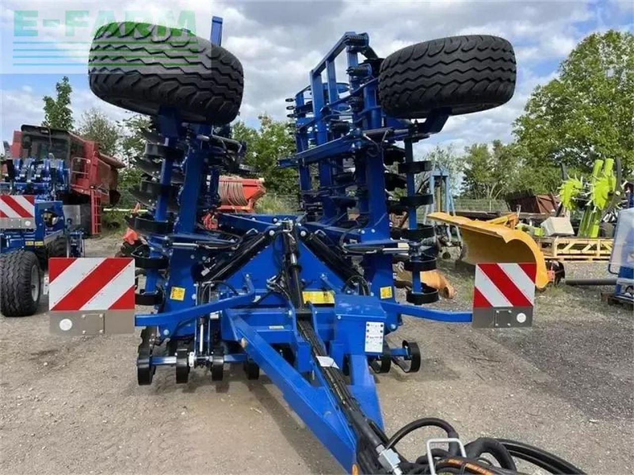 Köckerling rebell classic 600 t 2.0 front levelboard - Talajművelő gep: 2 kép. Köckerling rebell classic 600 t 2.0 front levelboard - Talajművelő gep: 2 kép.