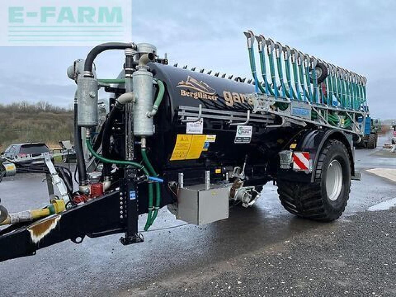 Kotte ve 12600 bergflitzer mit bomech 12m und saugarm - Hígtrágya kijuttatás: 2 kép. Kotte ve 12600 bergflitzer mit bomech 12m und saugarm - Hígtrágya kijuttatás: 2 kép.