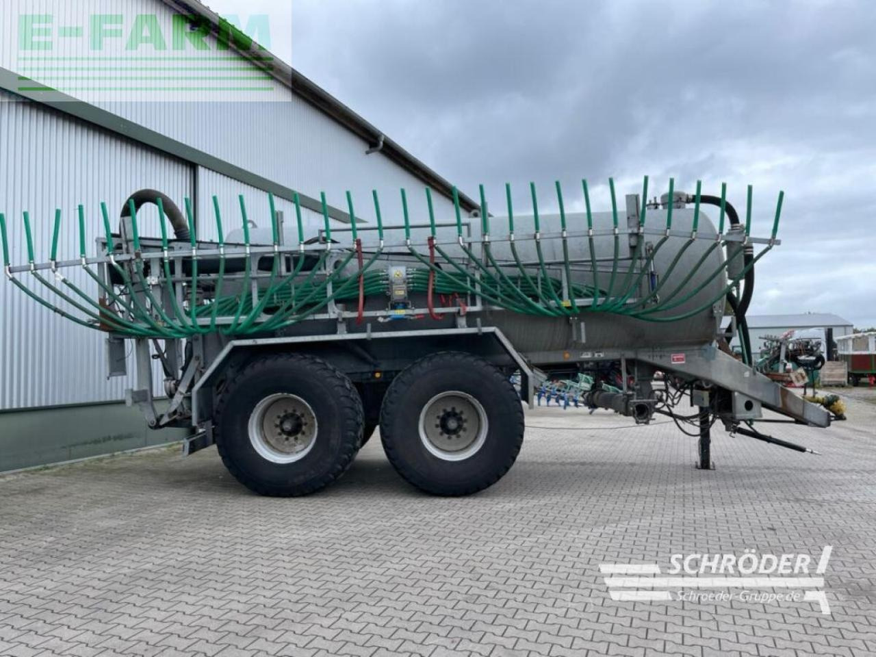 Kotte vt 20000 - Szippantó tartálykocsi: 2 kép. Kotte vt 20000 - Szippantó tartálykocsi: 2 kép.