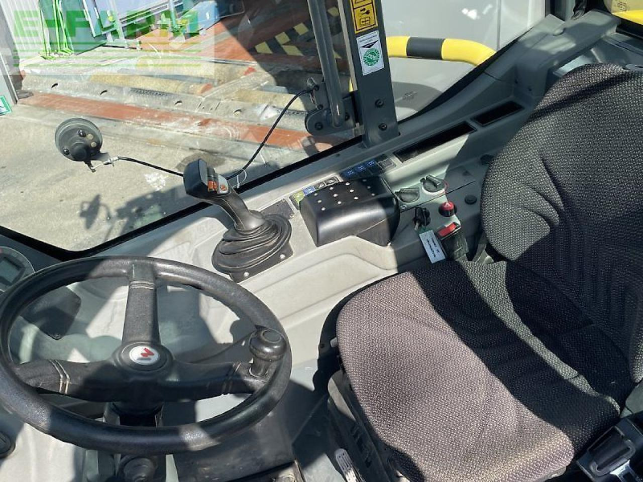 Kramer 5095 - Minikotró: 5 kép. Kramer 5095 - Minikotró: 5 kép.