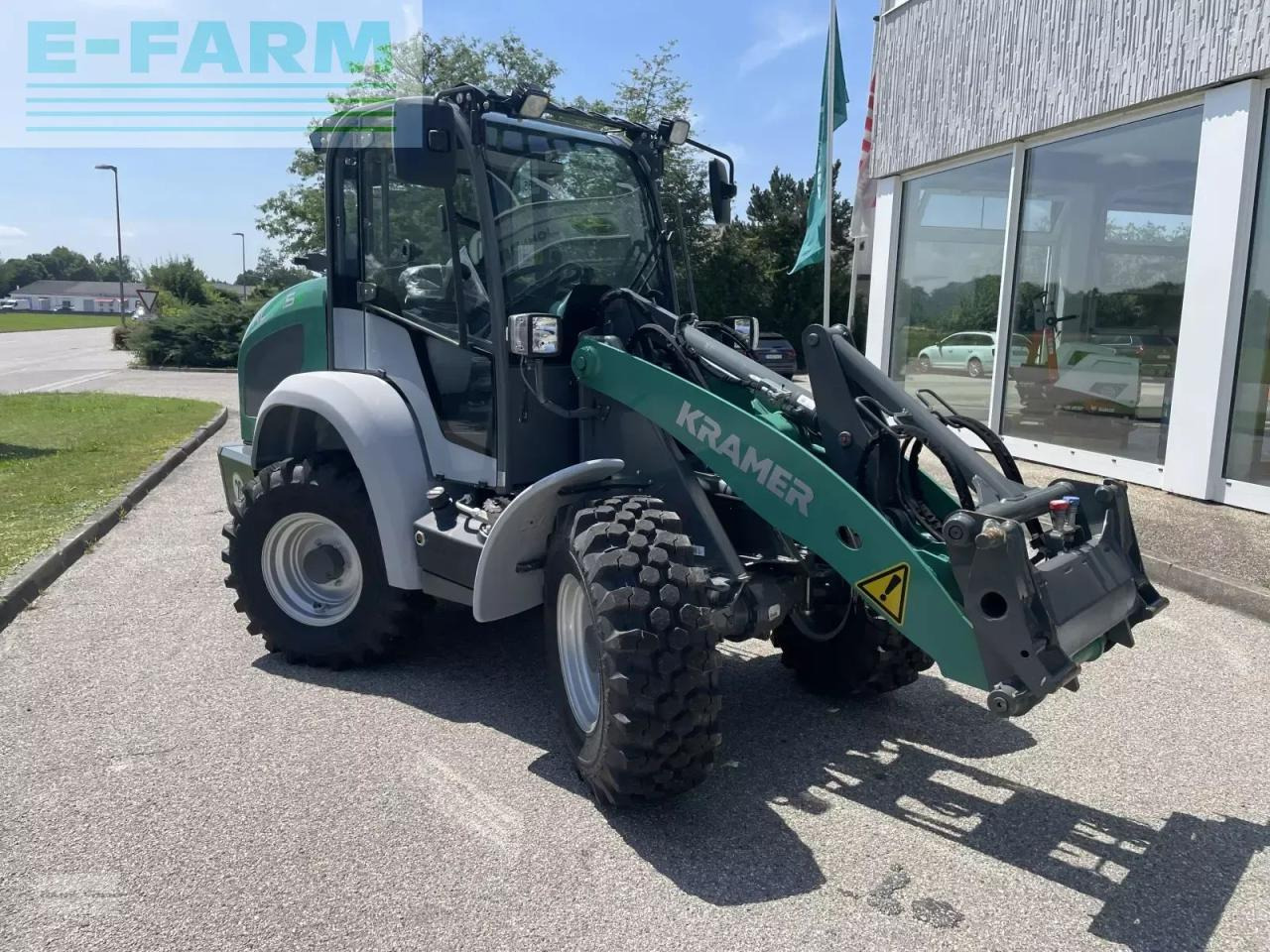 Gumikerekes homlokrakodó Kramer kl 25.5 e: 16 kép.