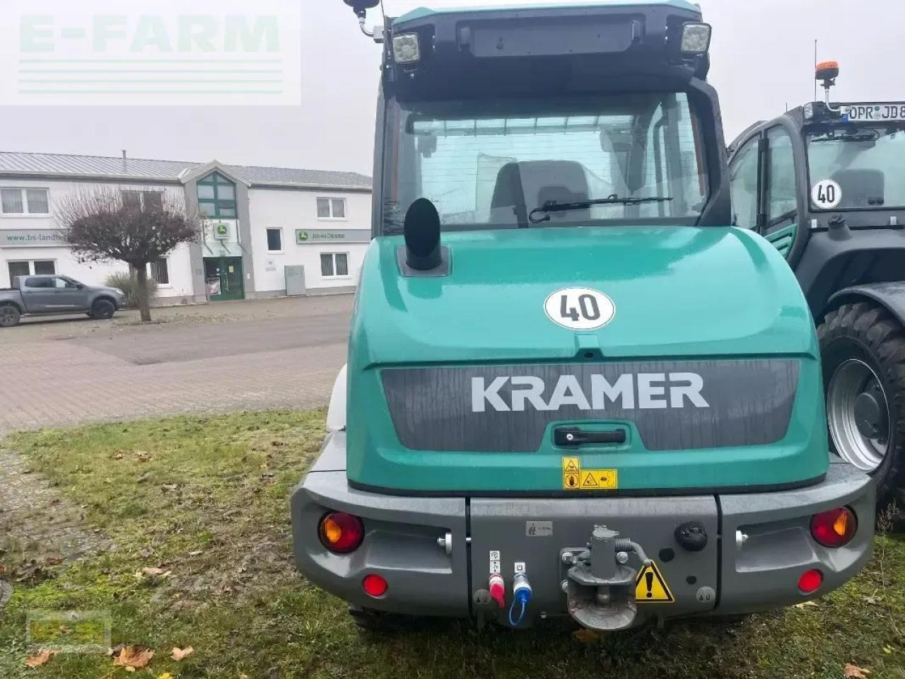 Kramer kl 30.8 t - Teleszkópos rakodó: 4 kép. Kramer kl 30.8 t - Teleszkópos rakodó: 4 kép.