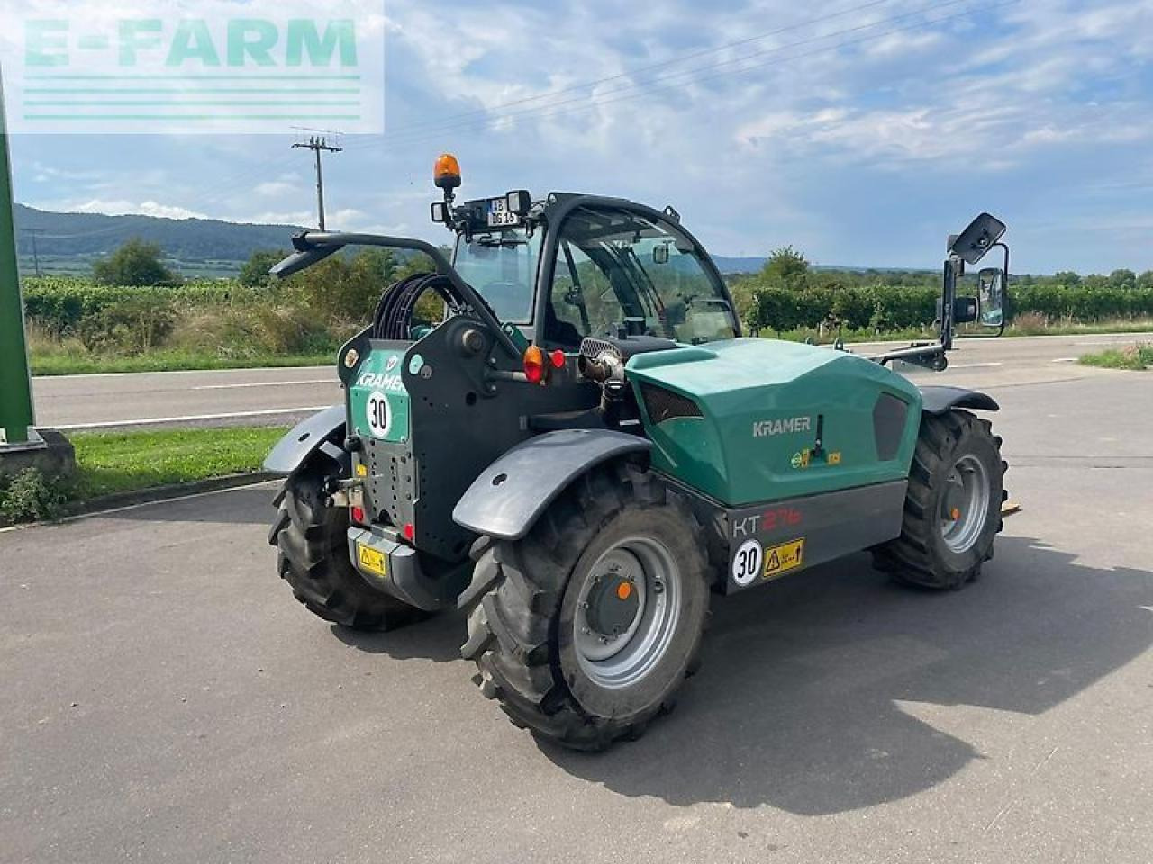 Kramer kt276 (418-22) - Teleszkópos rakodó: 2 kép. Kramer kt276 (418-22) - Teleszkópos rakodó: 2 kép.