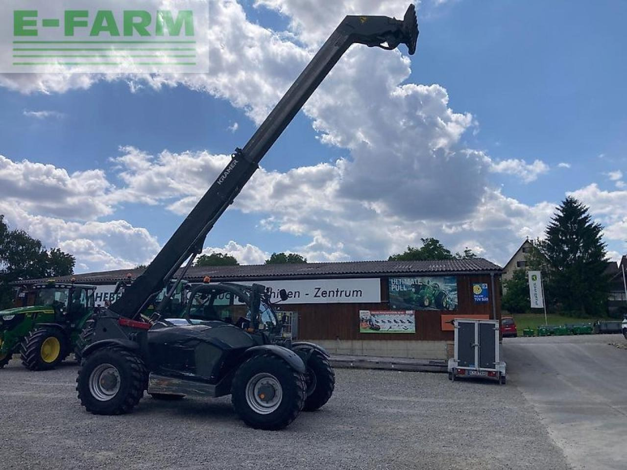 Kramer kt559 - Teleszkópos rakodó: 3 kép. Kramer kt559 - Teleszkópos rakodó: 3 kép.