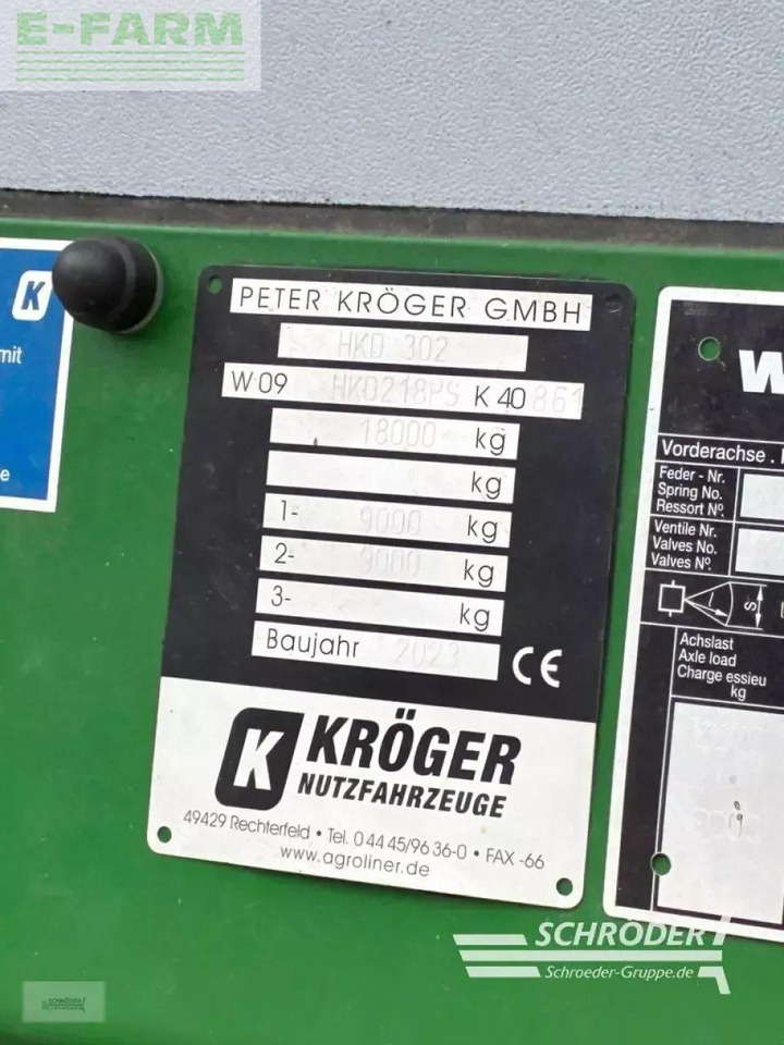 Kröger hkd 302 | seitenbordwände als portal - Mezőgazdasági pótkocsi: 2 kép. Kröger hkd 302 | seitenbordwände als portal - Mezőgazdasági pótkocsi: 2 kép.