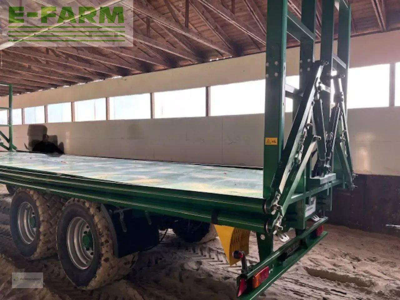 Kröger pwo 24 - Mezőgazdasági platós pótkocsi: 4 kép. Kröger pwo 24 - Mezőgazdasági platós pótkocsi: 4 kép.