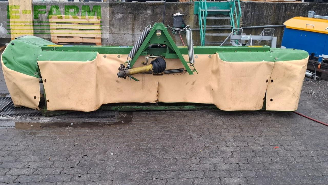 Krone Frontmähwerk - Fűkasza: 1 kép. Krone Frontmähwerk - Fűkasza: 1 kép.