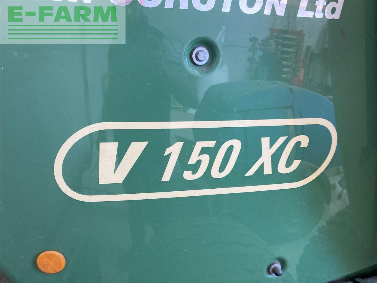 Krone V150 XC - Kocka bálázó: 2 kép. Krone V150 XC - Kocka bálázó: 2 kép.