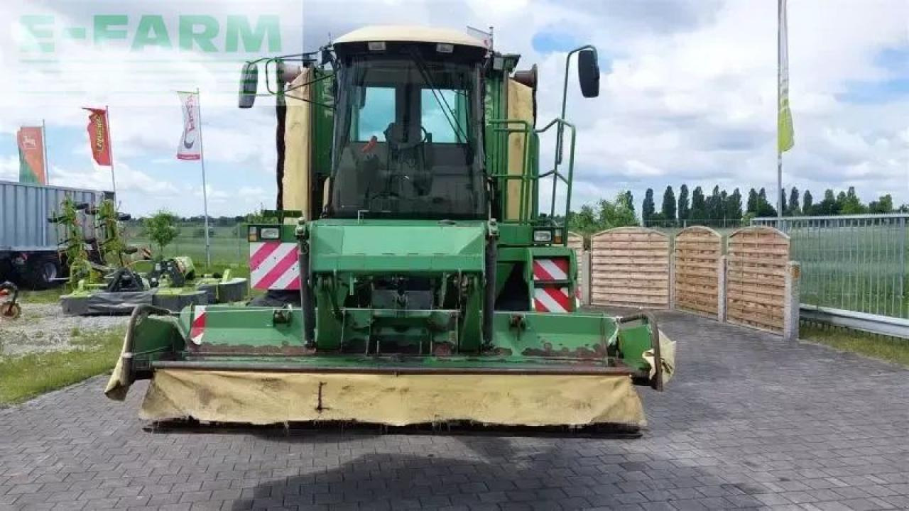 Krone big m - Fűkasza: 3 kép. Krone big m - Fűkasza: 3 kép.