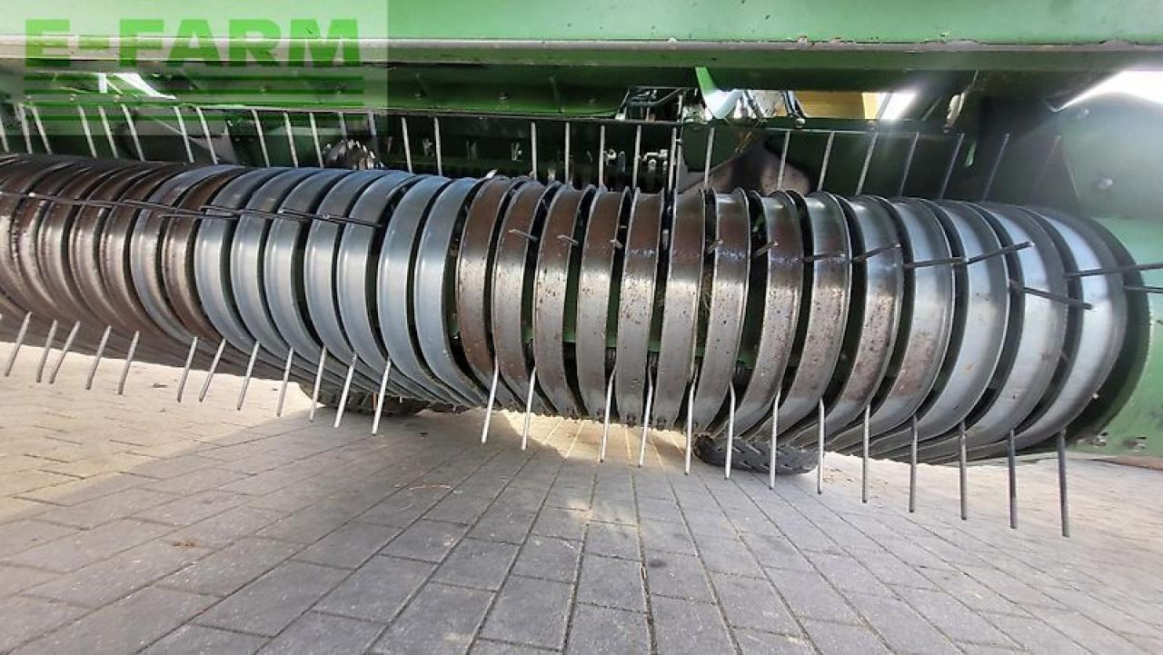 Kocka bálázó Krone big pack 1270 xc multi-bale: 6 kép. Kocka bálázó Krone big pack 1270 xc multi-bale: 6 kép.