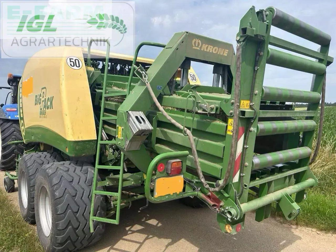 Krone big pack 1270xc multi bale - Kocka bálázó: 4 kép. Krone big pack 1270xc multi bale - Kocka bálázó: 4 kép.
