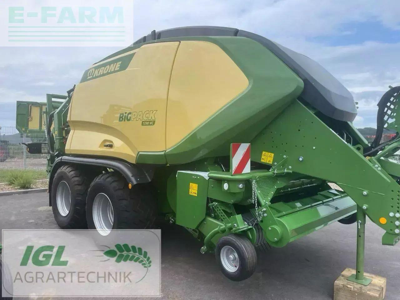 Krone big pack 1290 vc (bp405-11) - Kocka bálázó: 1 kép. Krone big pack 1290 vc (bp405-11) - Kocka bálázó: 1 kép.