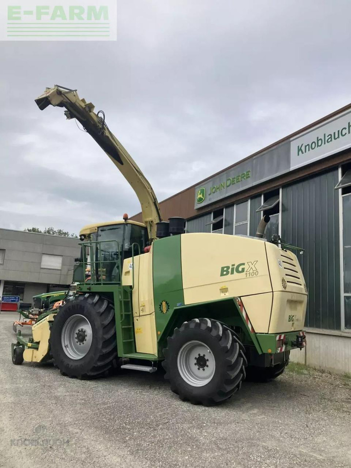 Krone big x 1100 - Önjáró szecskázógép: 3 kép. Krone big x 1100 - Önjáró szecskázógép: 3 kép.