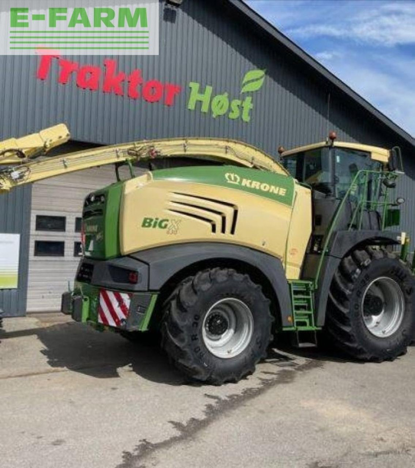 Krone big x 630 - Takarmánybetakarító gép: 4 kép. Krone big x 630 - Takarmánybetakarító gép: 4 kép.
