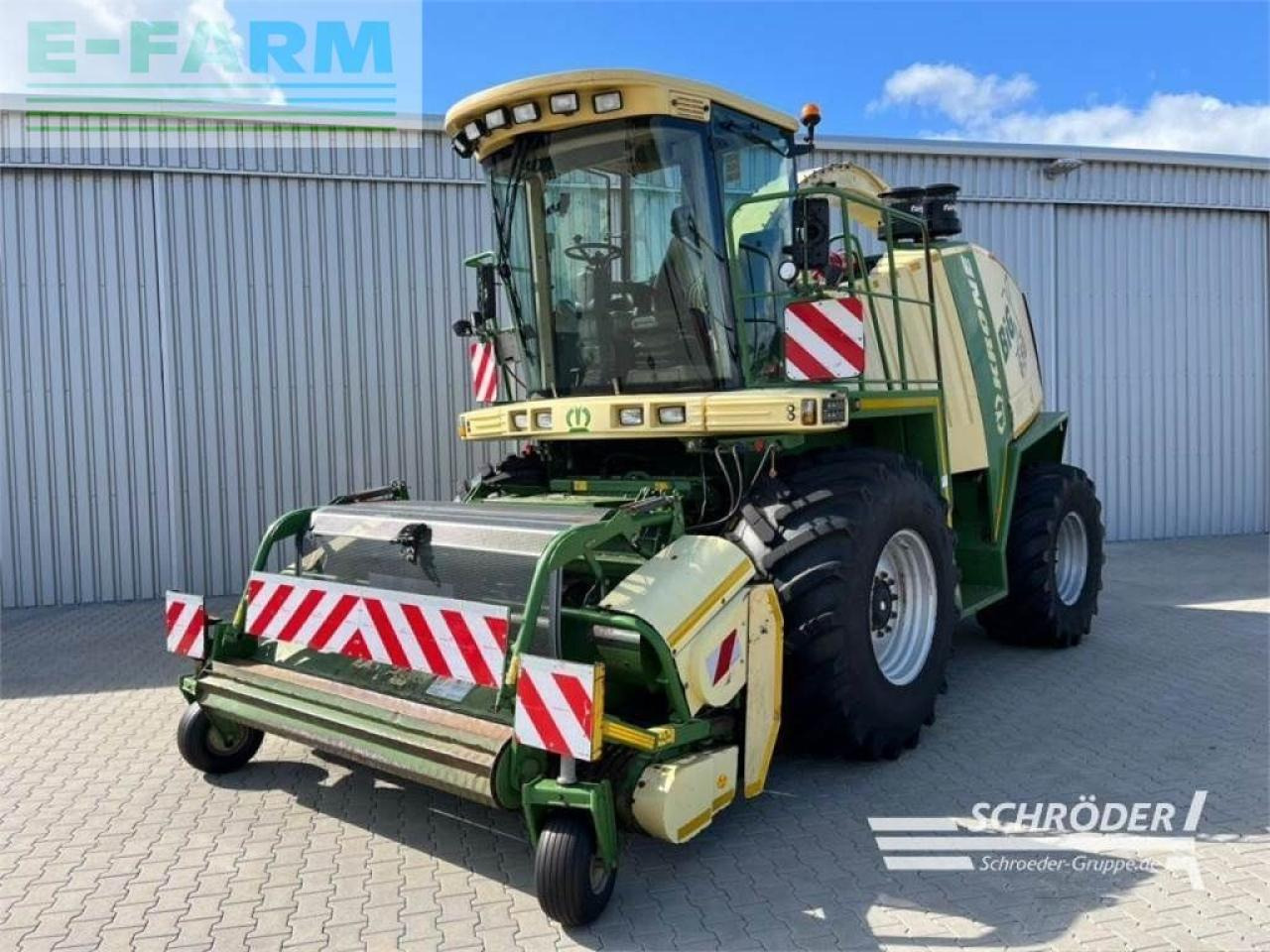Krone big x 650 - Önjáró szecskázógép: 1 kép. Krone big x 650 - Önjáró szecskázógép: 1 kép.