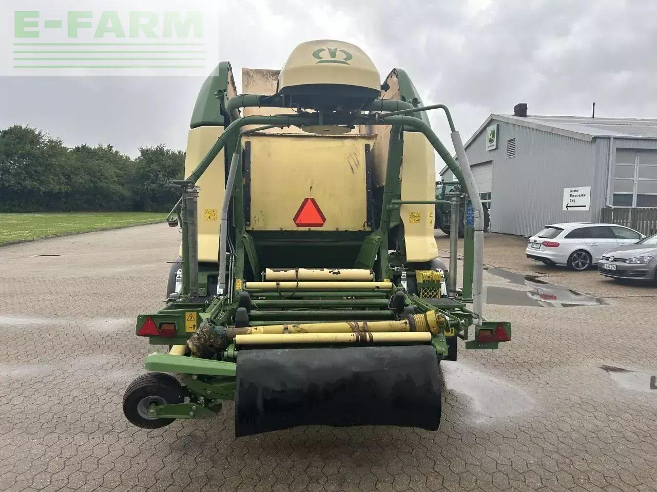 Krone cf155 xc extreme - Kocka bálázó: 2 kép. Krone cf155 xc extreme - Kocka bálázó: 2 kép.