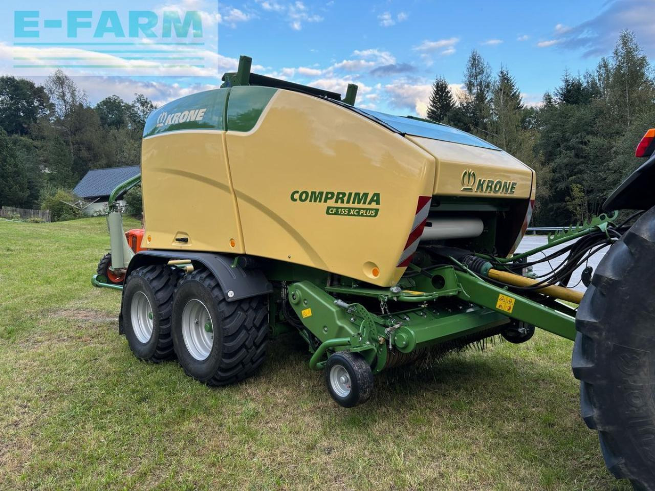 Krone comprima cf 155 xc plus - Kocka bálázó: 1 kép. Krone comprima cf 155 xc plus - Kocka bálázó: 1 kép.