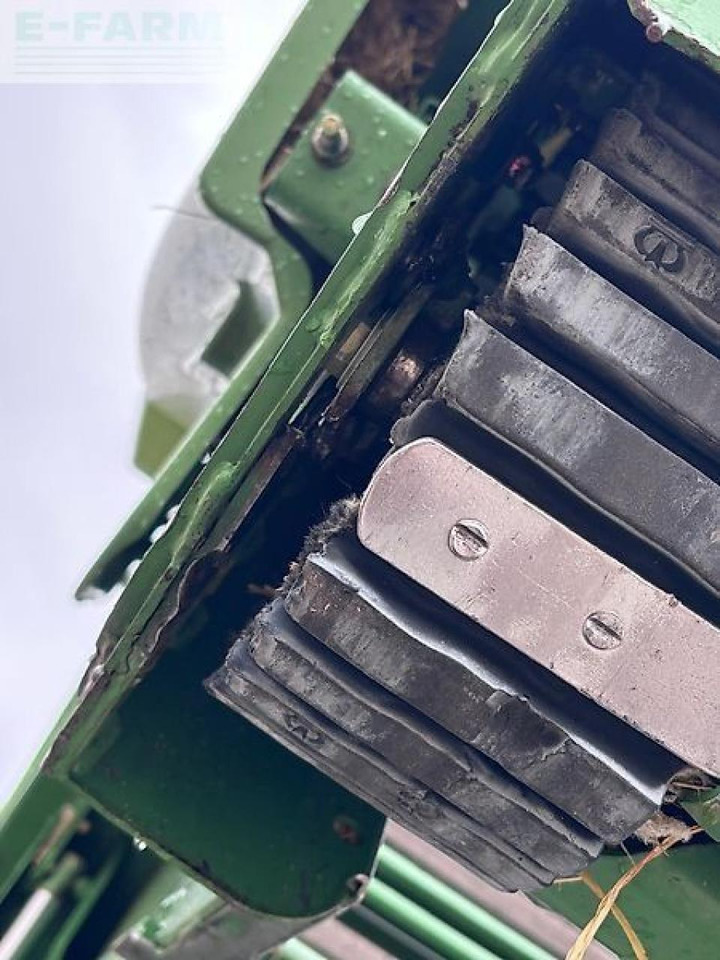 Krone comprima f 155 - Kocka bálázó: 2 kép. Krone comprima f 155 - Kocka bálázó: 2 kép.